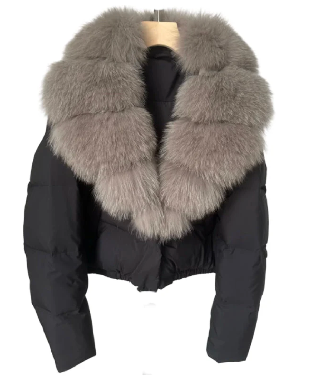 CHAQUETA CORTA Y MODERNA - LISA SEVILLA