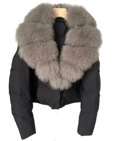 CHAQUETA CORTA Y MODERNA - LISA SEVILLA